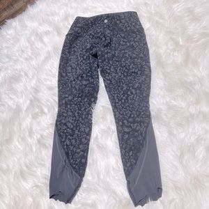 Lululemon leopard leggings‎ size 6